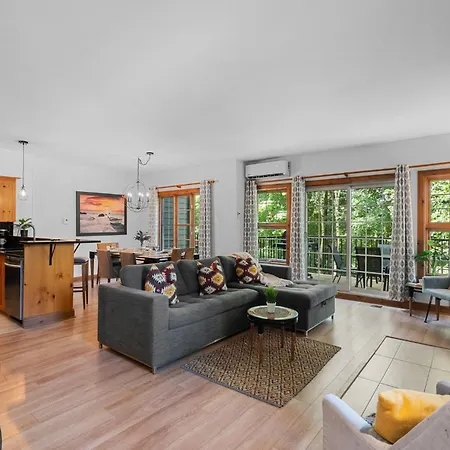 Les Falaises Tremblant - Ski Inout Condo W2Bdrs-3